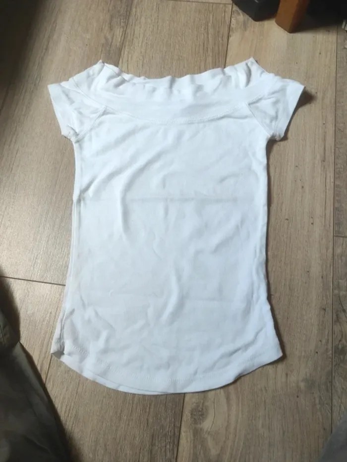 Débardeur h et m taille 34 36
