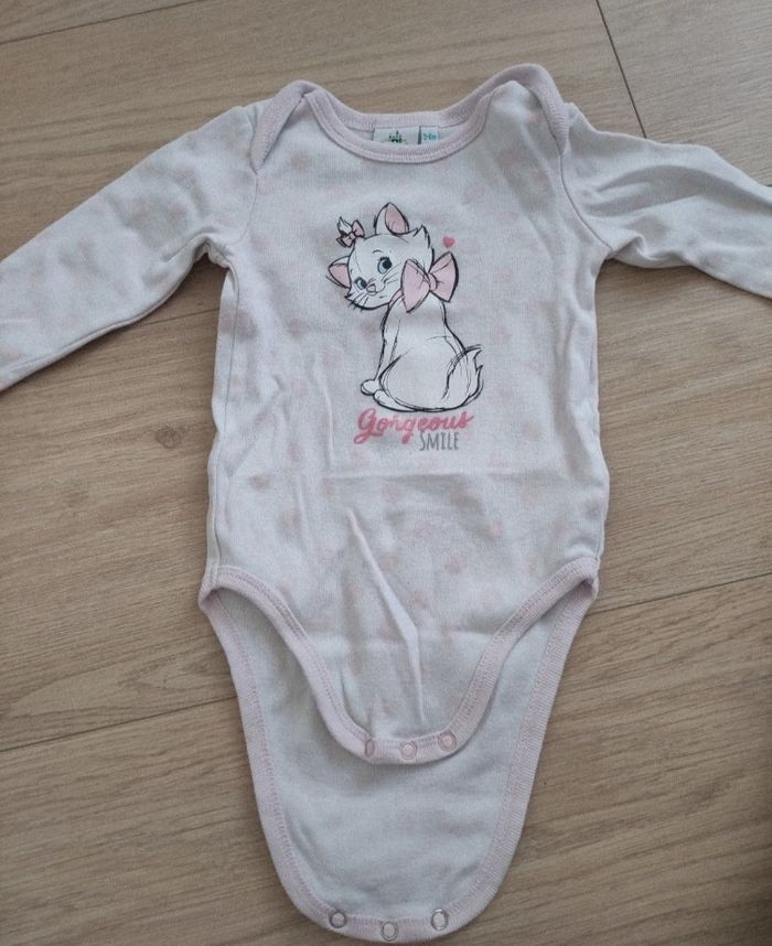 Body taille 3/6 mois Disney