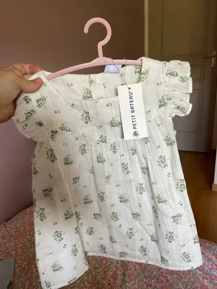 Magnifique blouse en gaze de coton neuve petit bateau 6 ans