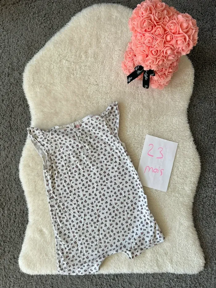 Barboteuse ~ tex ~ 23 mois - photo numéro 2