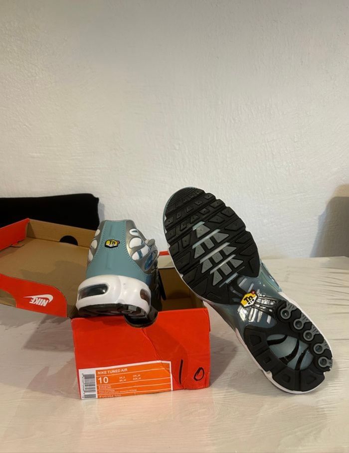 TN nike  palm grise - photo numéro 2