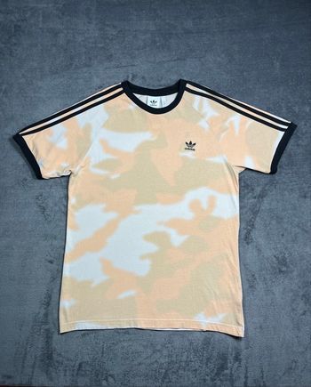 T-shirt adidas Originals camo pastel taille L - très bon état 