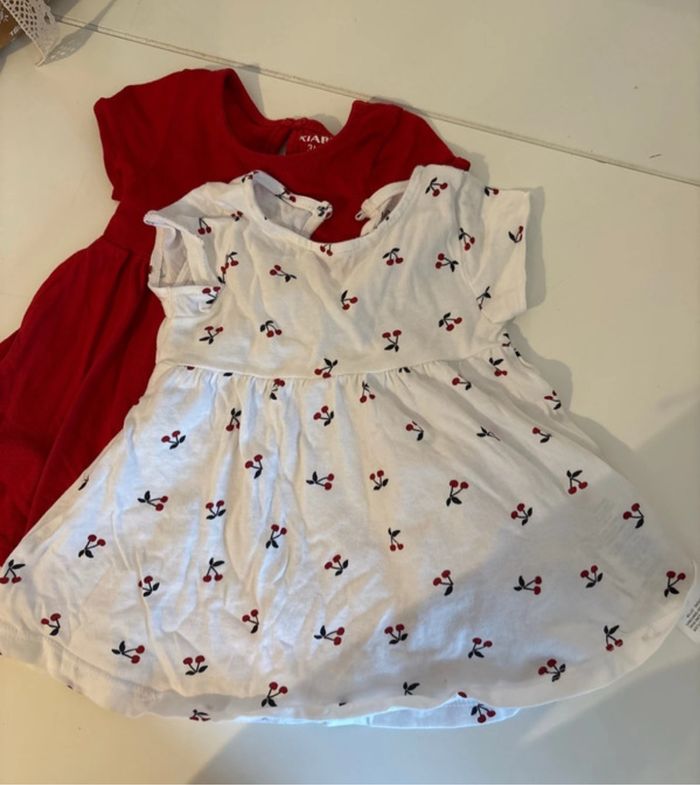 2 robes bébé fille - photo numéro 3
