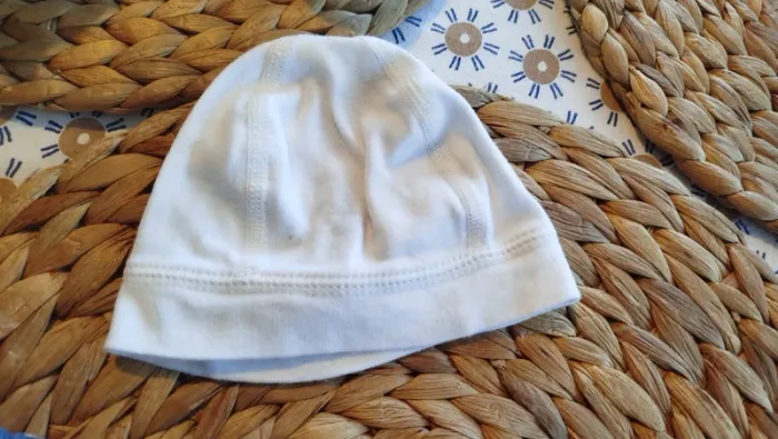 Lot bonnet et chaussons - photo numéro 4