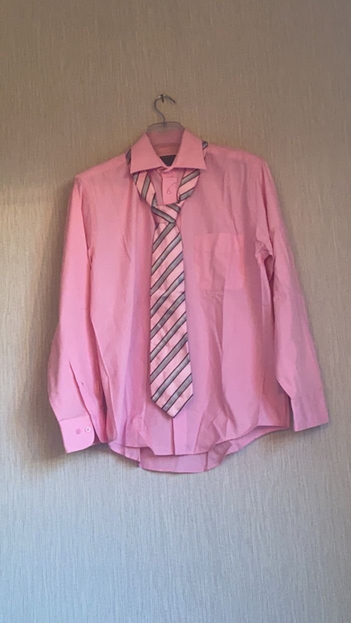 Chemise Armand Thiery avec cravate