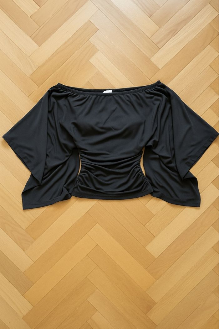 Top sexy à épaules dénudé et taille cintré pour femme en taille M - photo numéro 3