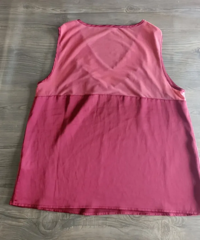 Tee-shirt rouge bordeaux taille L - photo numéro 2