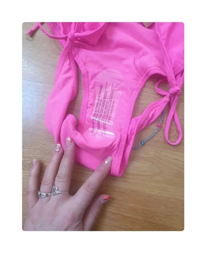 Magnifique bas de maillot de bain avec bijoux - photo numéro 4