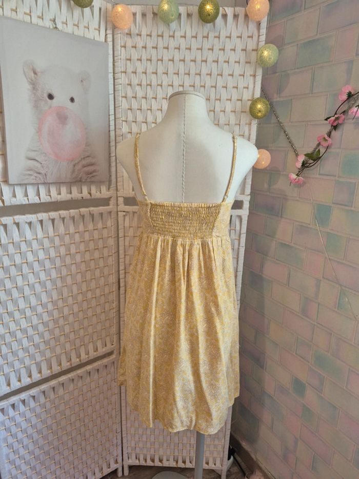 💕Jolie Robe d'été jaune à motif BZB - Bretelles fines - femme TS/ 36 💕 - photo numéro 2