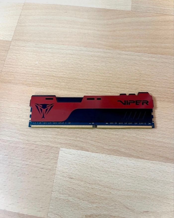 Barrette RAM Viper 16 Go 4000 MHz – DDR4 – 1 seule barrette