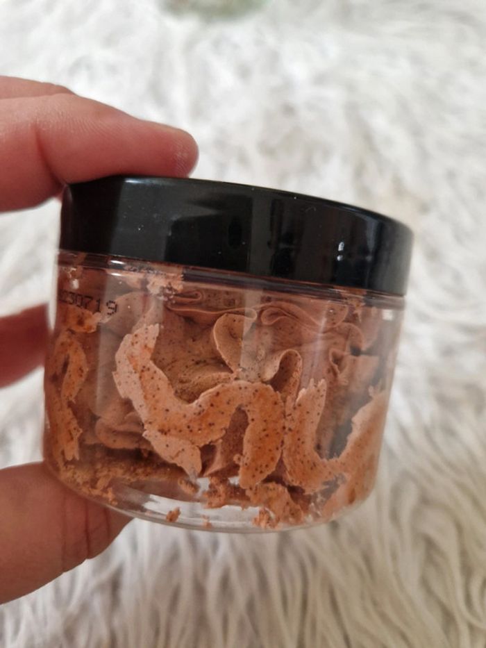 Gommage, exfoliant senteur viennoiserie neuf - photo numéro 3