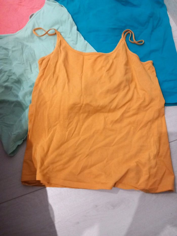 Lot 7 debardeur M et S - photo numéro 2