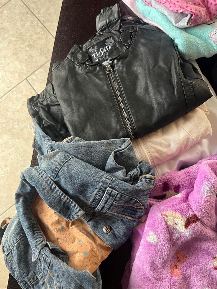 Lot de 30 vêtements 6 ans - photo numéro 5