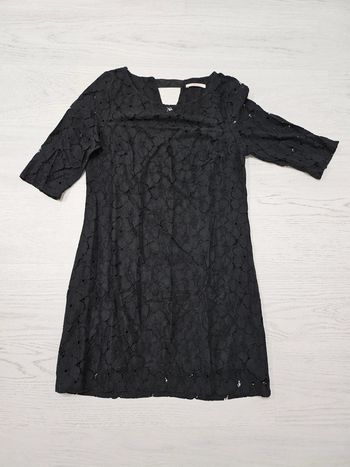Robe noire Broderies camaieu