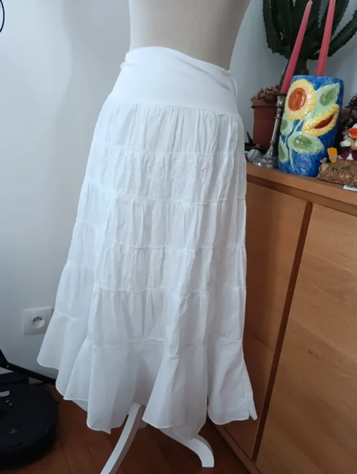 Jupon blanc longueur 3/4 - photo numéro 4