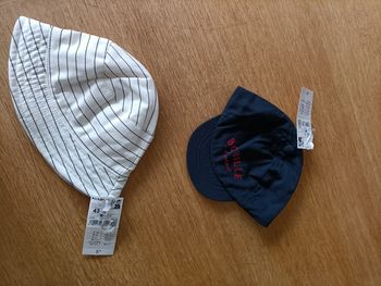 Casquette et bob neufs kiabi