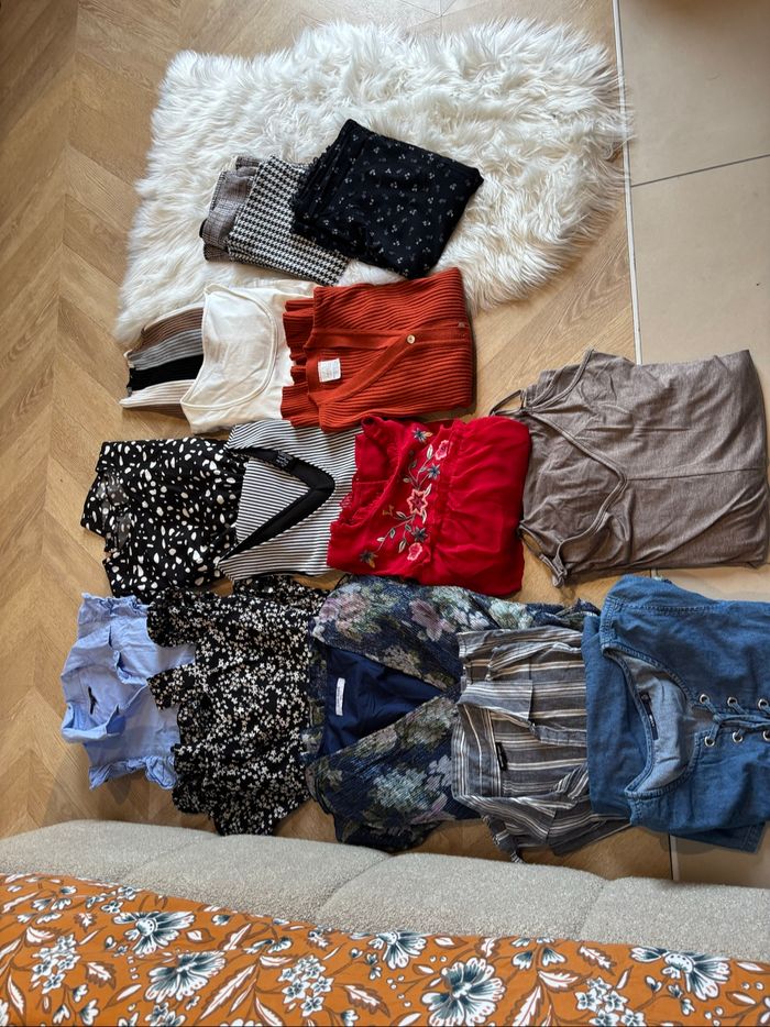 Lot de vêtements - photo numéro 4