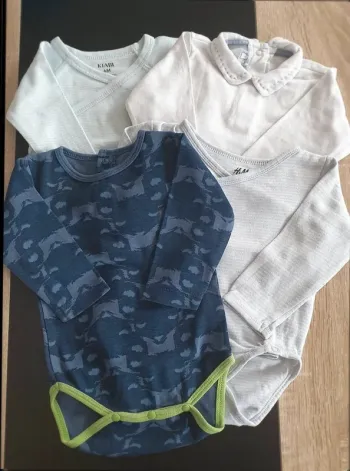 Lot de 4 bodies manches longues 6 mois
