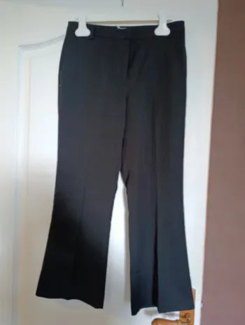 Neuf Pantalon les petites bombes LPB noir taille 34