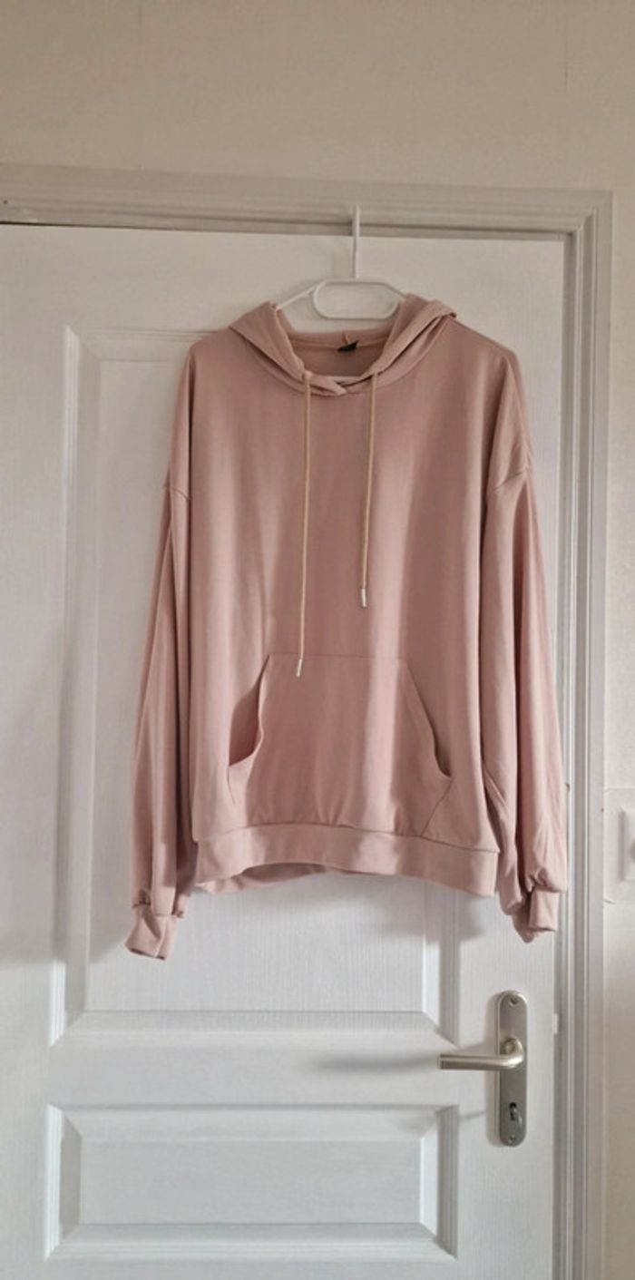 Sweat shirt kangourou nude