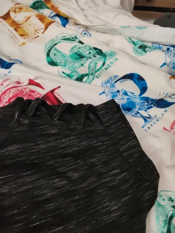 T-shirt gris manches courtes taille M - photo numéro 3