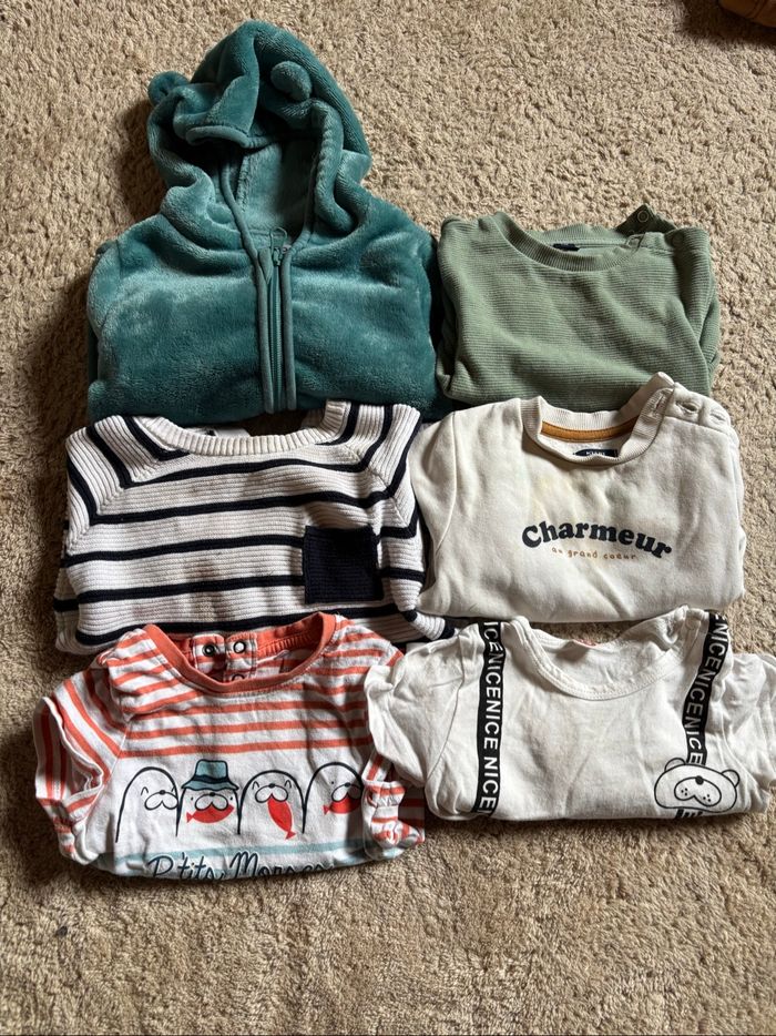 Pull et t-shirt