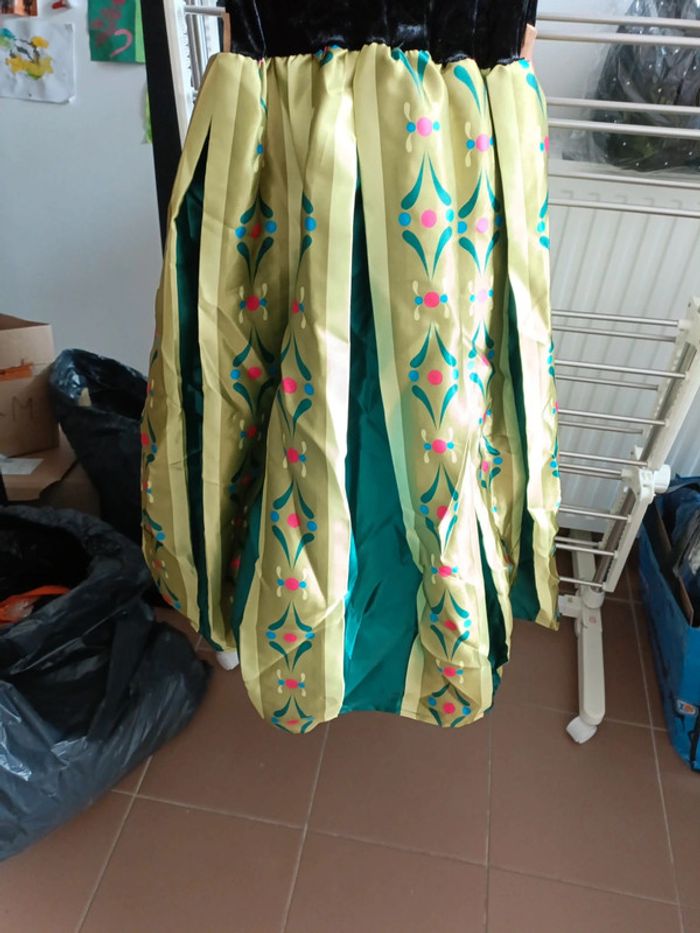 Robe déguisement Anna reine des neiges Disneyland Paris 12 ans - photo numéro 5