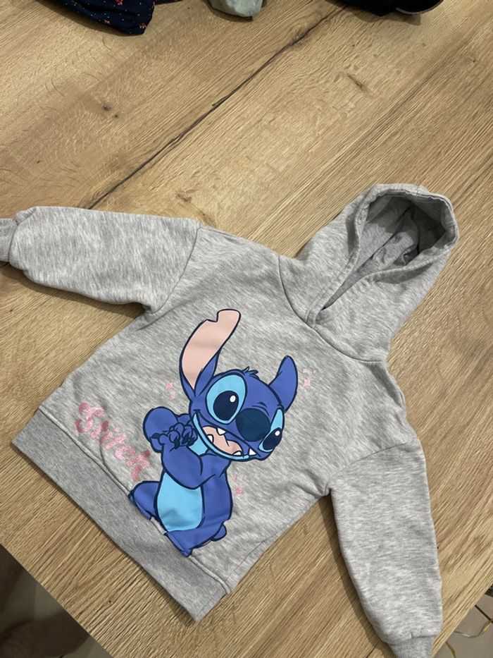 Sweat capuche Stitch
