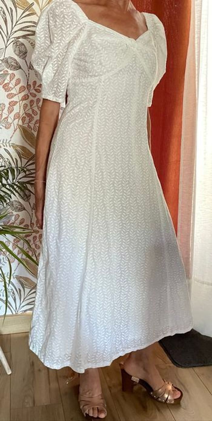 Robe blanche - photo numéro 4