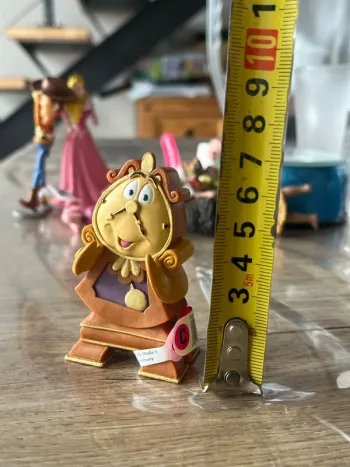 Figurine la belle et la bête