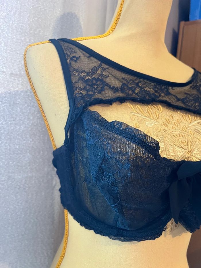 Soutien gorge sexy etam 100E - photo numéro 2