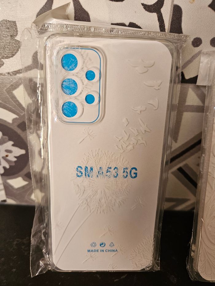 Coques Samsung A53 neuves - photo numéro 2