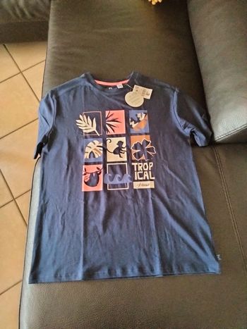 T-shirt manche courte neuf Okaïdi en 14 ans