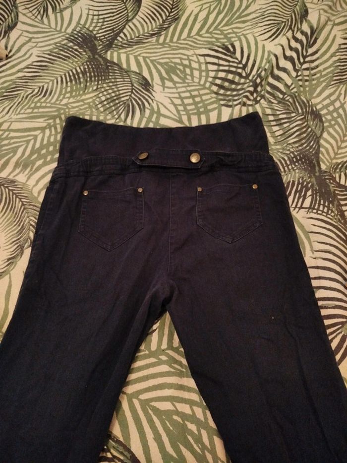 Pantalon grossesse - photo numéro 3