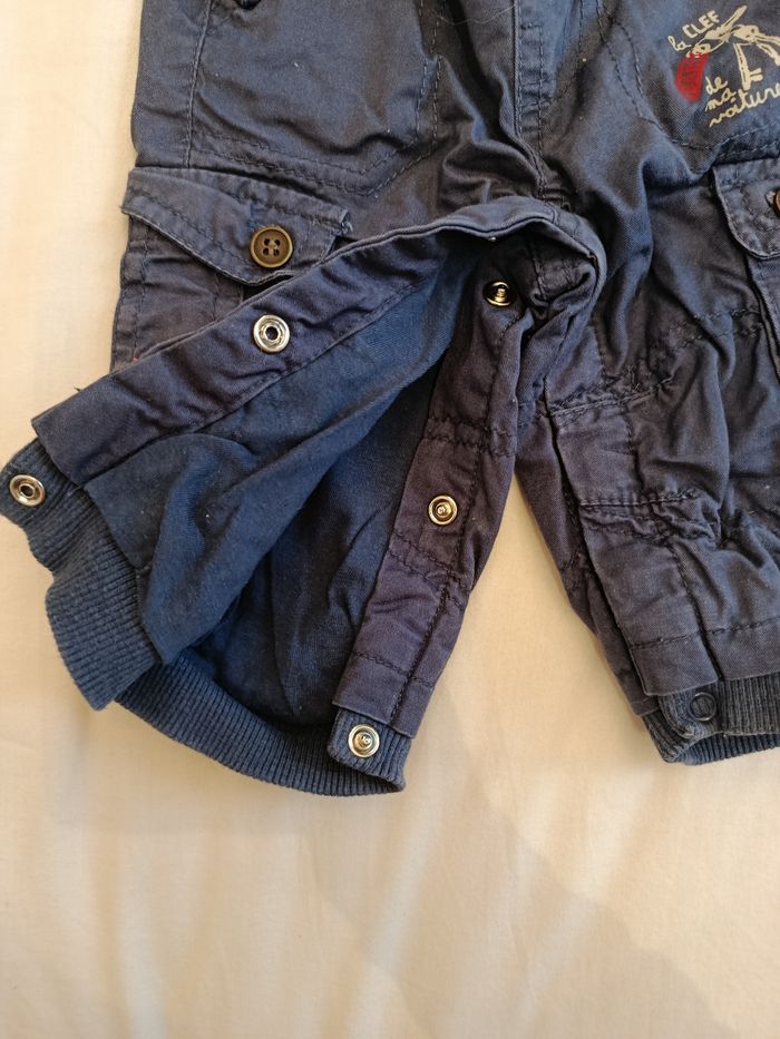 Un pantalon 1 mois - photo numéro 3