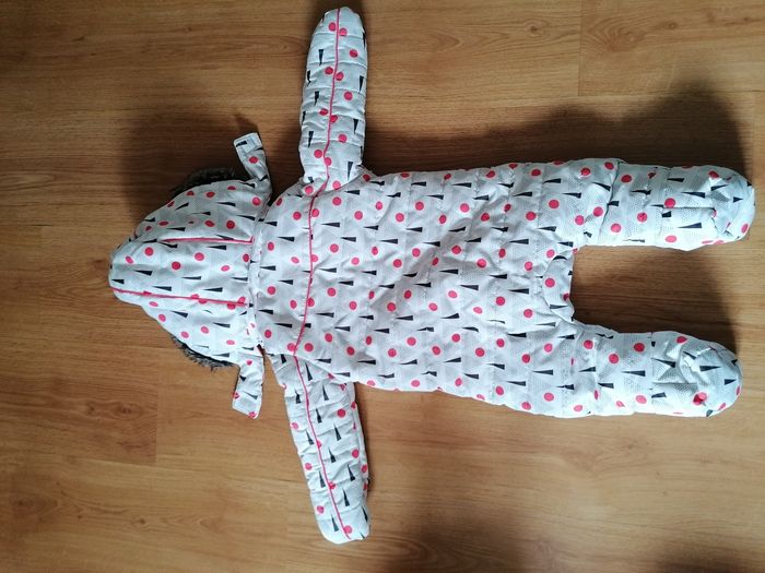 Combinaison 12 mois - photo numéro 2