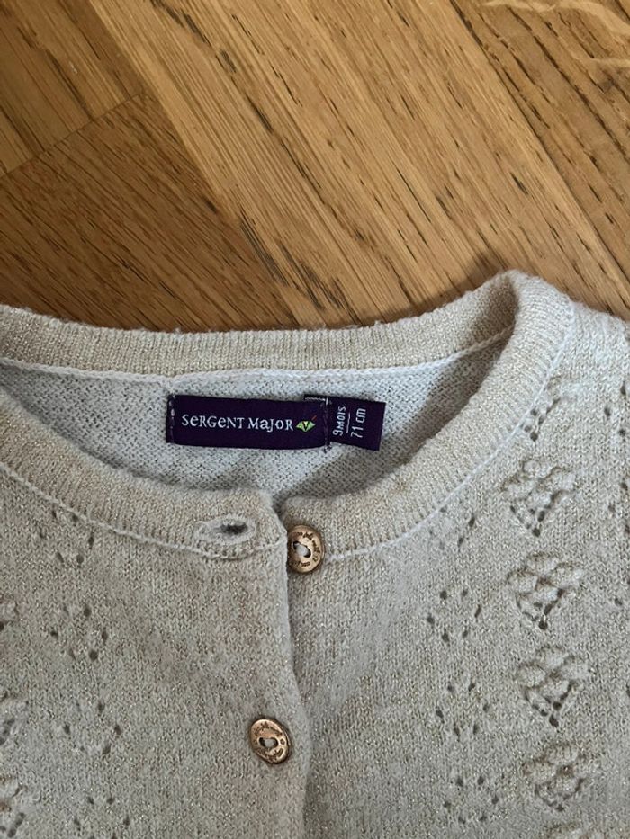 Gilet doré 9mois - photo numéro 2