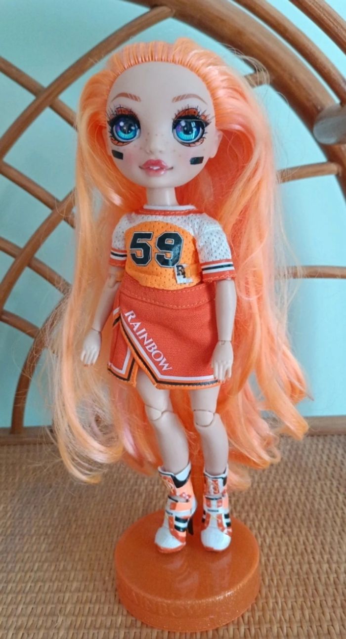 Poupées Rainbow High : Poppy