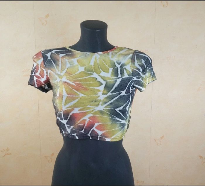 Top Shein taille XS - photo numéro 2