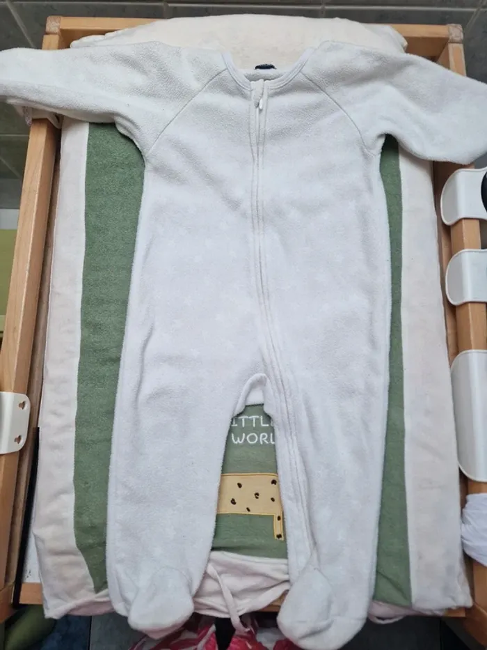 Lot de pyjamas hiver | 12 mois - photo numéro 3