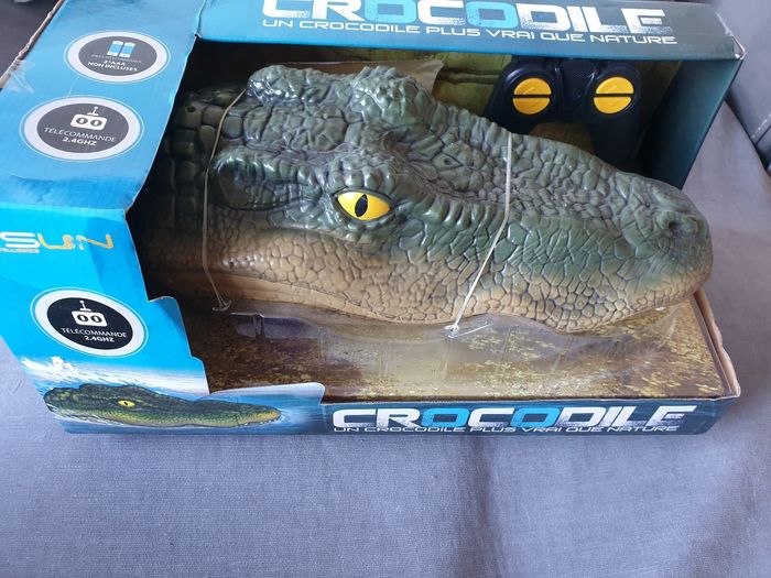 Crocodile télécommandé - photo numéro 2
