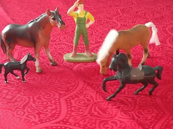 Lot chevaux🤎🤎2€
