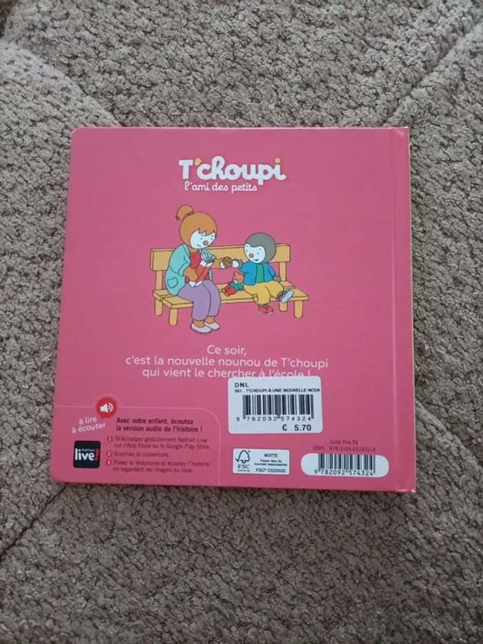 Livre T'choupi a une nouvelle nounou - photo numéro 2