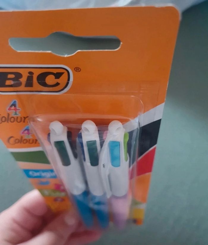 Lot de 3 bics 4 couleurs - photo numéro 3