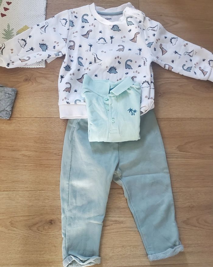 Lot vêtements 18 mois - photo numéro 2