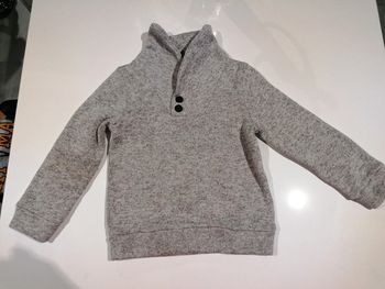 Pull T 8 ans 🧑🏻