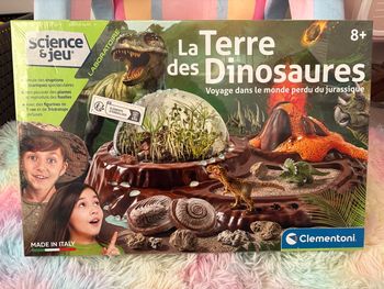 La terre des Dinosaures.