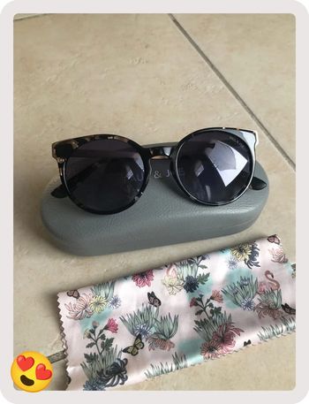 Lunettes de soleil paul and joe