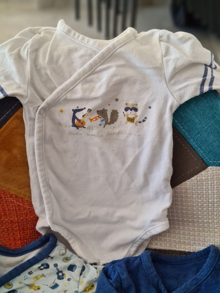 Lot de 3 bodies - photo numéro 4