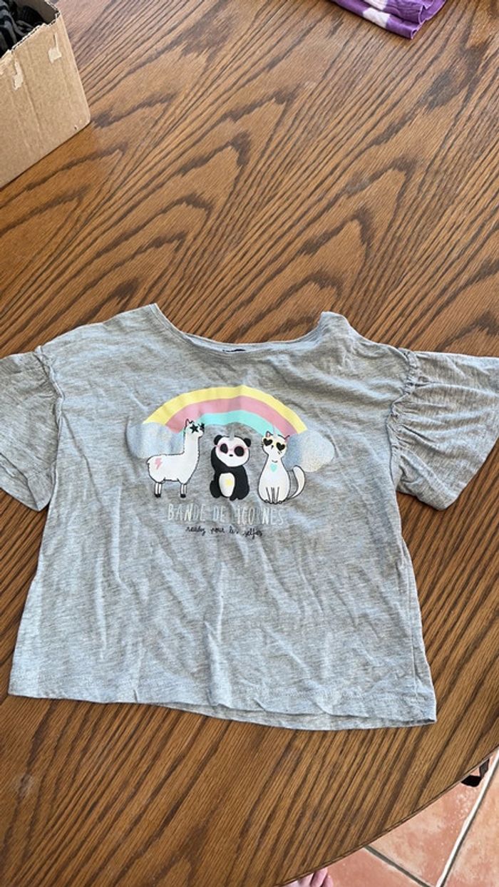 T-shirt Kiabi 5 ans licorne et panda